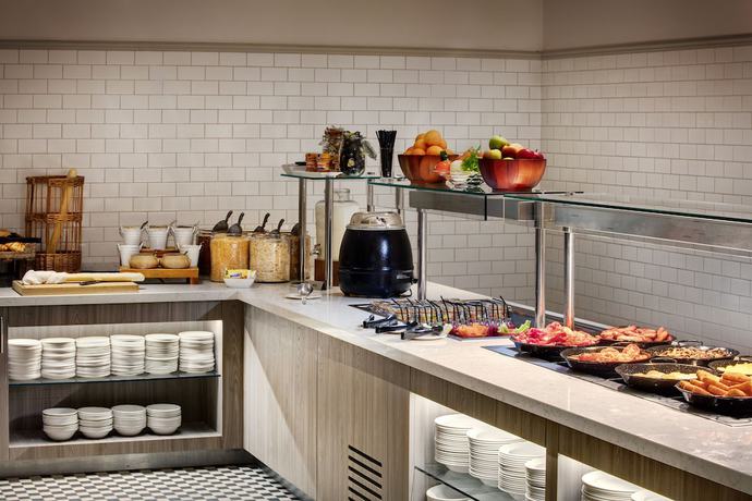 Imagen del bar/restaurante del Hotel Leonardo Cardiff. Foto 3