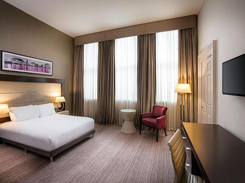 Imagen de la habitación del Hotel Leonardo Cardiff. Foto 20