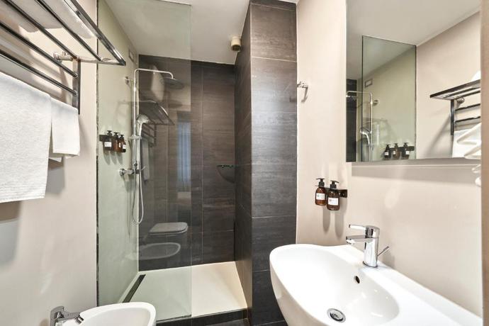 Imagen de la habitación del Hotel Leonardo Da Vinci, Florencia. Foto 13