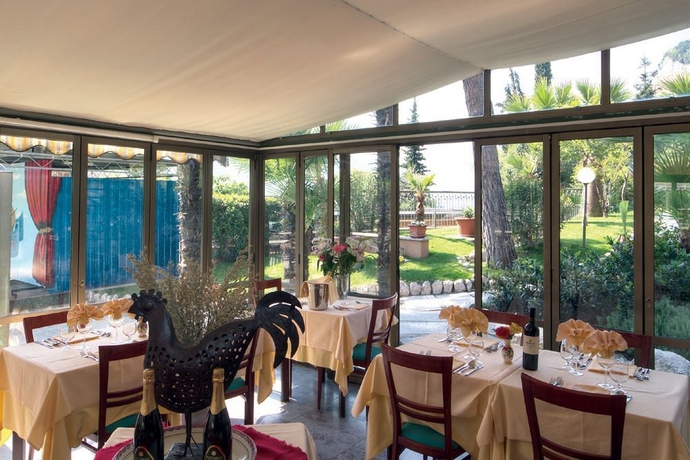 Imagen del bar/restaurante del Hotel Leonardo Da Vinci, Limone sul Garda. Foto 2