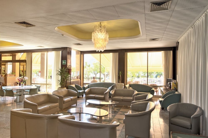Imagen de los interiores del Hotel Leonardo Da Vinci, Limone sul Garda. Foto 13