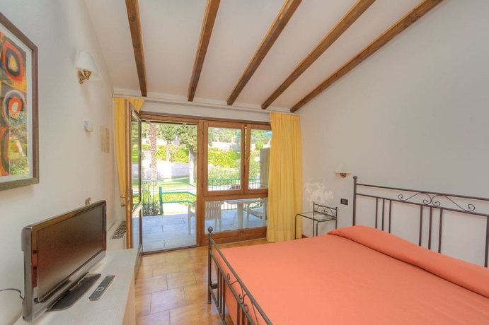 Imagen de la habitación del Hotel Leonardo Da Vinci, Limone sul Garda. Foto 12