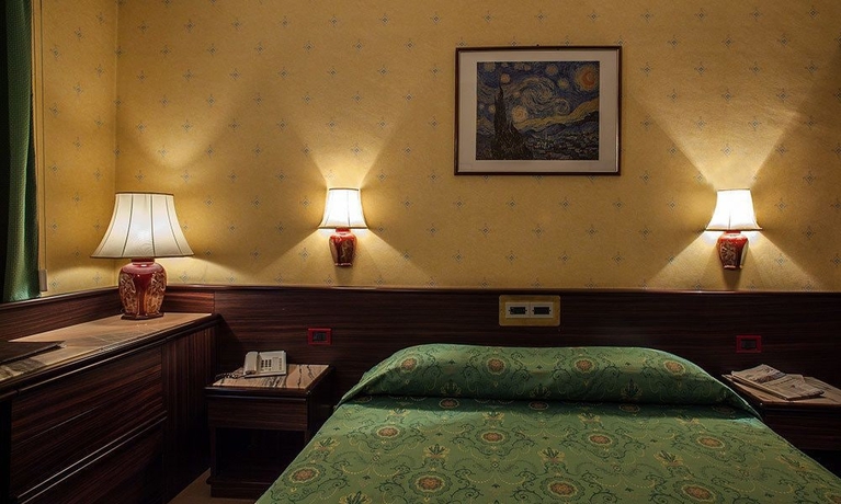 Imagen de la habitación del Hotel Leonardo Da Vinci, Sassari. Foto 8