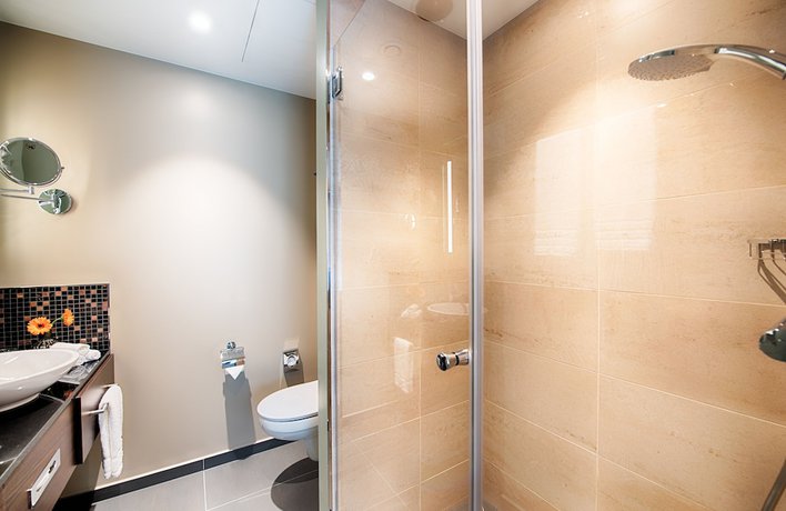 Imagen de la habitación del Hotel Leonardo Dortmund. Foto 14