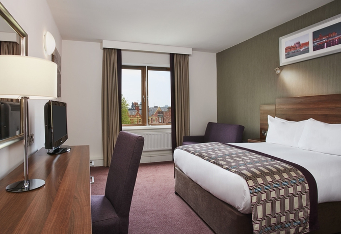 Imagen de la habitación del Hotel Leonardo Dublin Christchurch. Foto 7