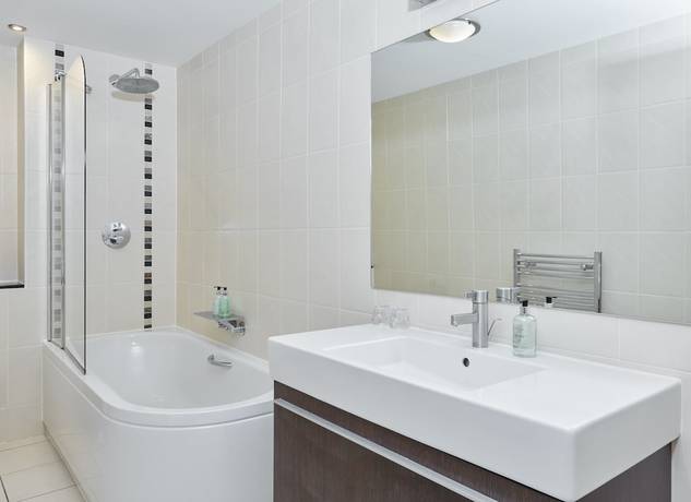 Imagen de la habitación del Hotel Leonardo Edinburgh Murrayfield. Foto 16