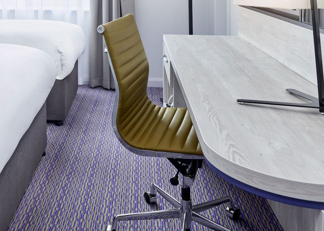 Imagen de la habitación del Hotel Leonardo Exeter. Foto 2