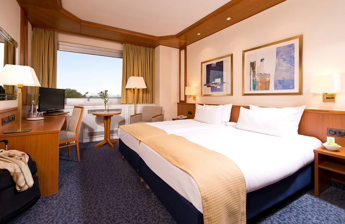 Imagen de la habitación del Hotel Leonardo Frankfurt City South. Foto 7