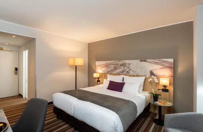 Imagen de la habitación del Hotel Leonardo Frankfurt City South. Foto 9