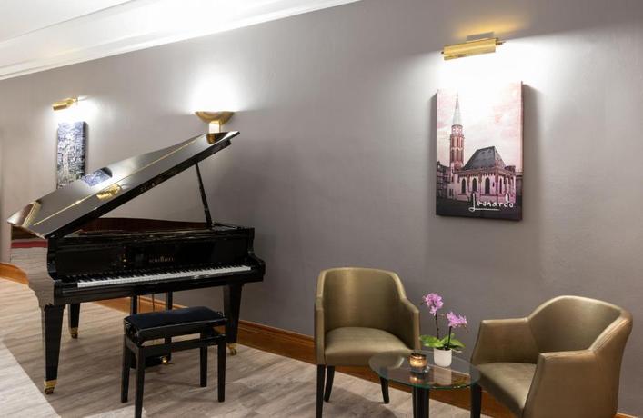 Imagen de los interiores del Hotel Leonardo Frankfurt City South. Foto 18
