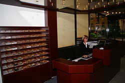 Imagen de los interiores del Hotel Leonardo Freital. Foto 10