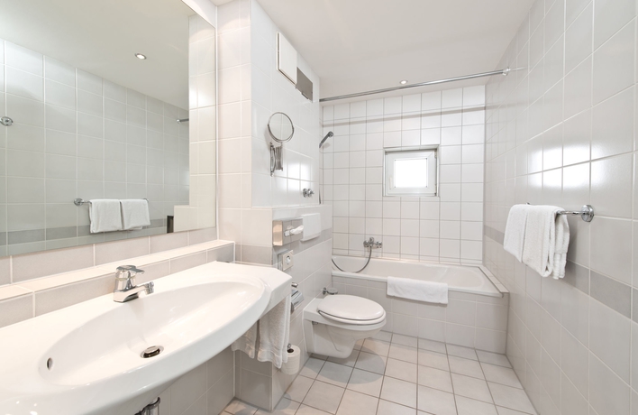 Imagen de la habitación del Hotel Leonardo Hamburg Airport. Foto 10