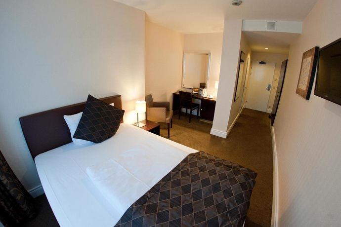 Imagen de la habitación del Hotel Leonardo Hamburg Elbbruken. Foto 2