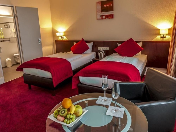 Imagen de la habitación del Hotel Leonardo Hamburg Elbbruken. Foto 4