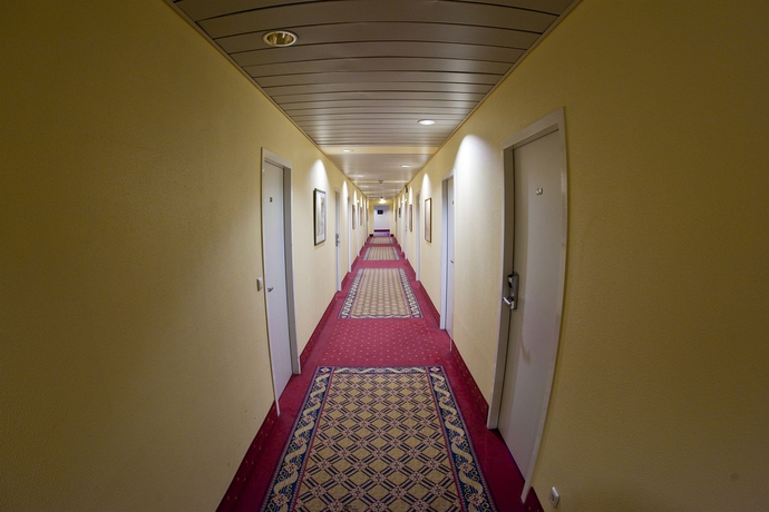Imagen de los interiores del Hotel Leonardo Hamburg Elbbruken. Foto 13