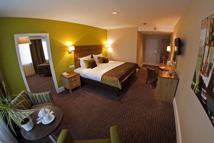 Imagen de la habitación del Hotel Leonardo Hamburg Elbbruken. Foto 8