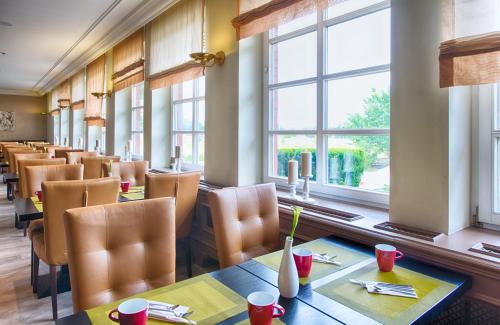 Imagen del bar/restaurante del Hotel Leonardo Hamburg Stillhorn. Foto 15