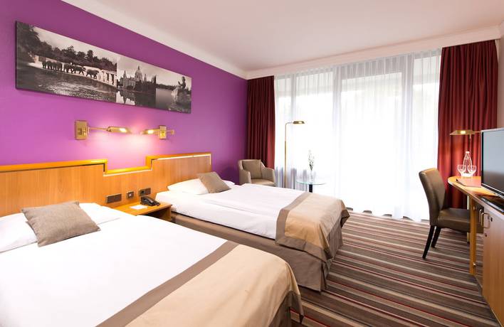 Imagen de la habitación del Hotel Leonardo Hannover. Foto 12