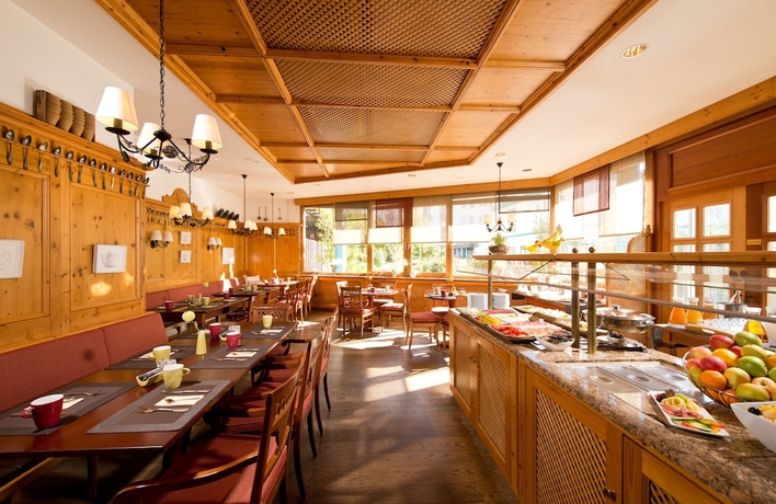 Imagen del bar/restaurante del Hotel Leonardo Heidelberg City Center. Foto 2