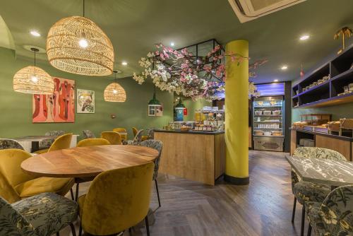 Imagen de la habitación del Hotel Leonardo Hotel Antwerpen. Foto 18