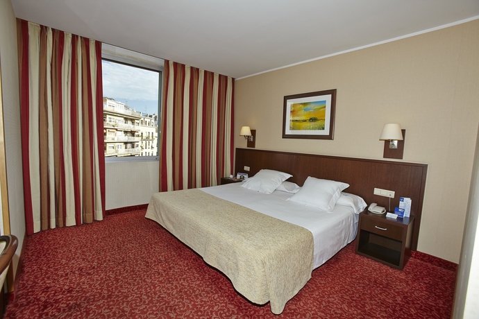 Imagen de la habitación del Hotel Leonardo Hotel Barcelona Gran Via. Foto 11