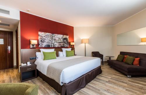 Imagen de la habitación del Hotel Leonardo Hotel Barcelona Gran Via. Foto 20