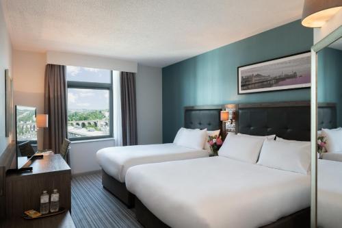 Imagen de la habitación del Hotel Leonardo Hotel Brighton. Foto 17