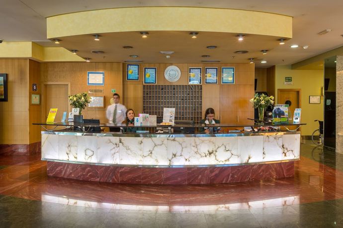 Imagen de los interiores del Hotel Leonardo Hotel Fuengirola Costa Del Sol. Foto 18