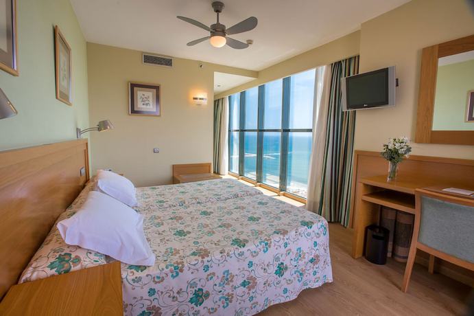 Imagen de la habitación del Hotel Leonardo Hotel Fuengirola Costa Del Sol. Foto 9