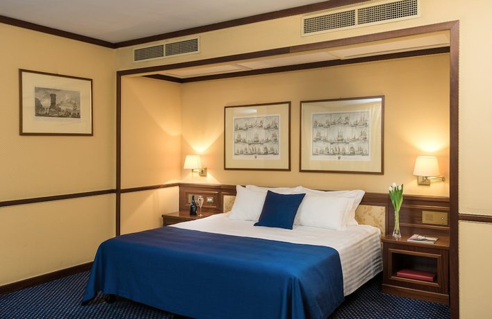 Imagen de la habitación del Hotel Leonardo Hotel Milan City Center. Foto 13