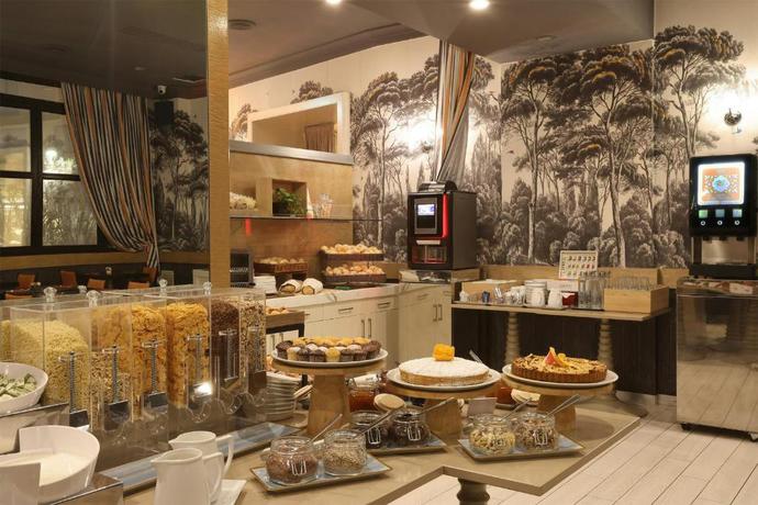 Imagen del bar/restaurante del Hotel Leonardo Hotel Milan City Center. Foto 4