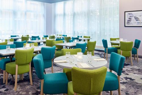 Imagen del bar/restaurante del Hotel Leonardo Hotel Sheffield. Foto 8