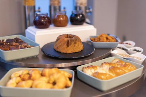 Imagen del bar/restaurante del Hotel Leonardo Hotel Vienna Westbahnhof. Foto 14