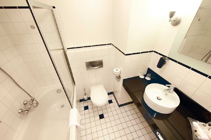 Imagen de la habitación del Hotel Leonardo IJmuiden Seaport Beach. Foto 9