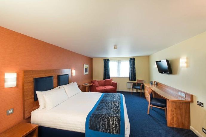 Imagen de la habitación del Hotel Leonardo Inn Aberdeen Airport. Foto 15