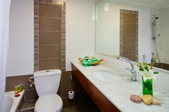 Imagen de la habitación del Hotel Leonardo Inn Dead Sea. Foto 10