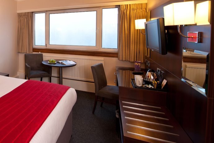 Imagen de la habitación del Hotel Leonardo Inn Glasgow West End. Foto 9