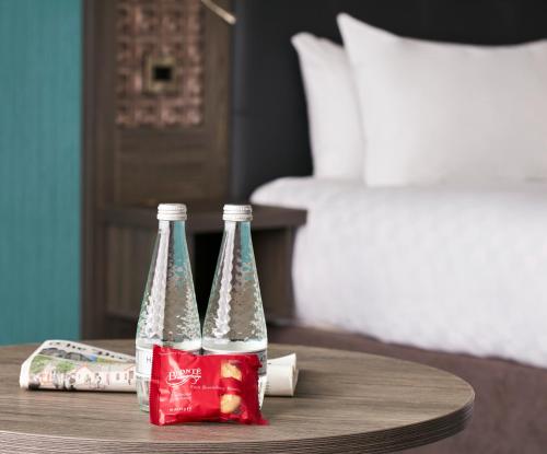 Imagen de la habitación del Hotel Leonardo Inverness. Foto 12