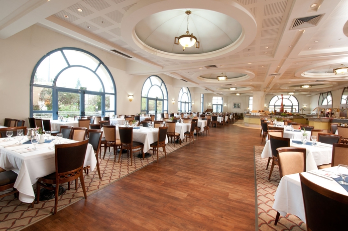 Imagen del bar/restaurante del Hotel Leonardo Jerusalem. Foto 3