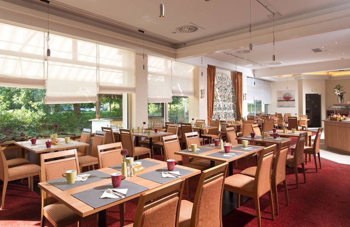 Imagen del bar/restaurante del Hotel Leonardo Karlsruhe. Foto 3
