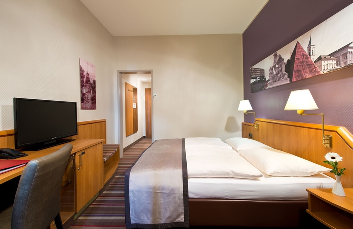 Imagen de la habitación del Hotel Leonardo Karlsruhe. Foto 8
