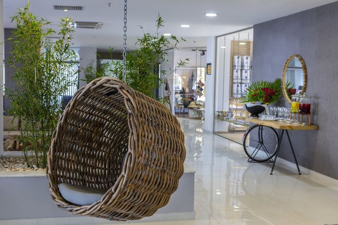 Imagen de los interiores del Hotel Leonardo Kolymbia Resort Rhodes. Foto 17