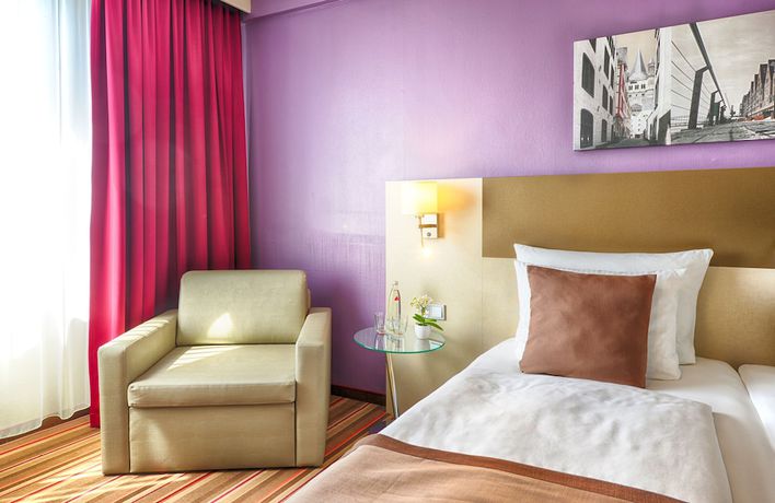 Imagen de la habitación del Hotel Leonardo Köln. Foto 6