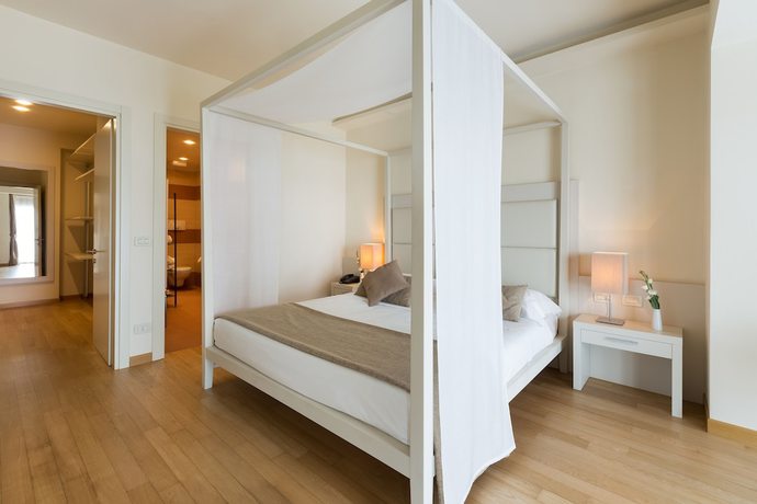 Imagen de la habitación del Hotel Leonardo Lago Di Garda – Wellness and Spa. Foto 11