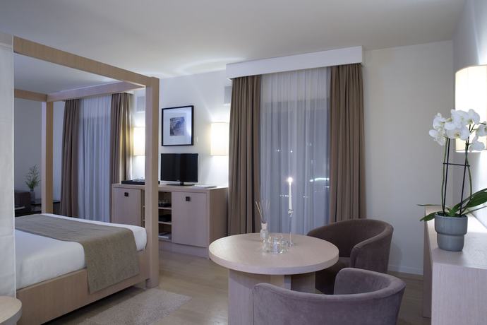 Imagen de la habitación del Hotel Leonardo Lago Di Garda – Wellness and Spa. Foto 13