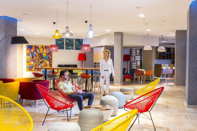 Imagen de los interiores del Hotel Leonardo Laura Beach and Splash Resort. Foto 19