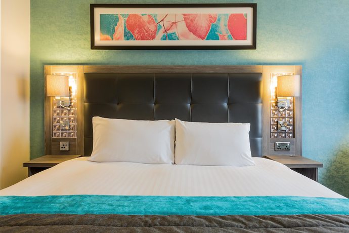 Imagen de la habitación del Hotel Leonardo Liverpool. Foto 15