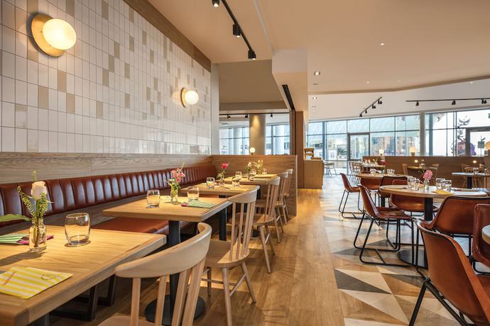 Imagen del bar/restaurante del Hotel Leonardo Liverpool. Foto 3