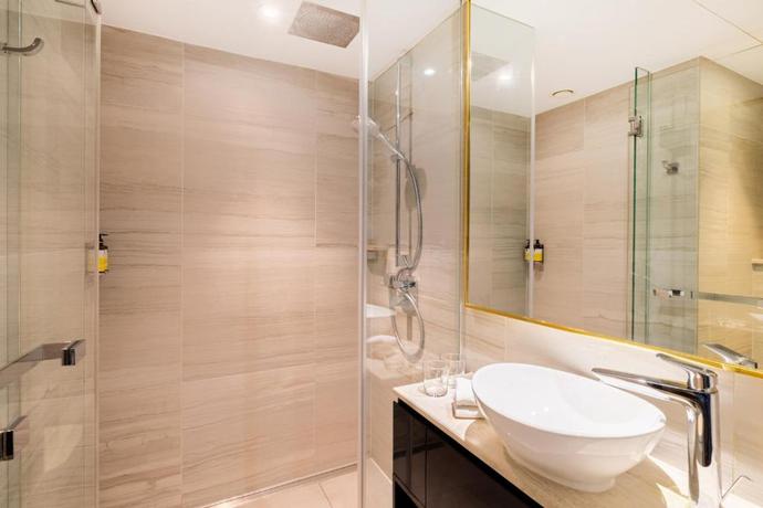 Imagen de la habitación del Hotel Leonardo London Aldgate. Foto 10