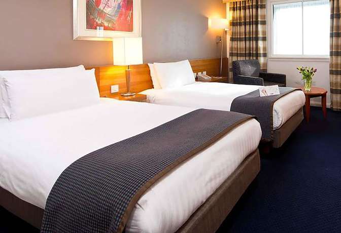 Imagen de la habitación del Hotel Leonardo London Heathrow Airport. Foto 16